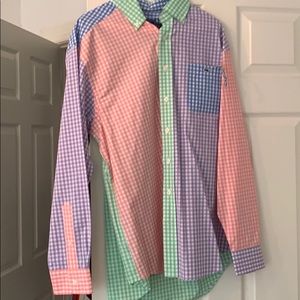 New with tags vineyard vines Tucker shirt